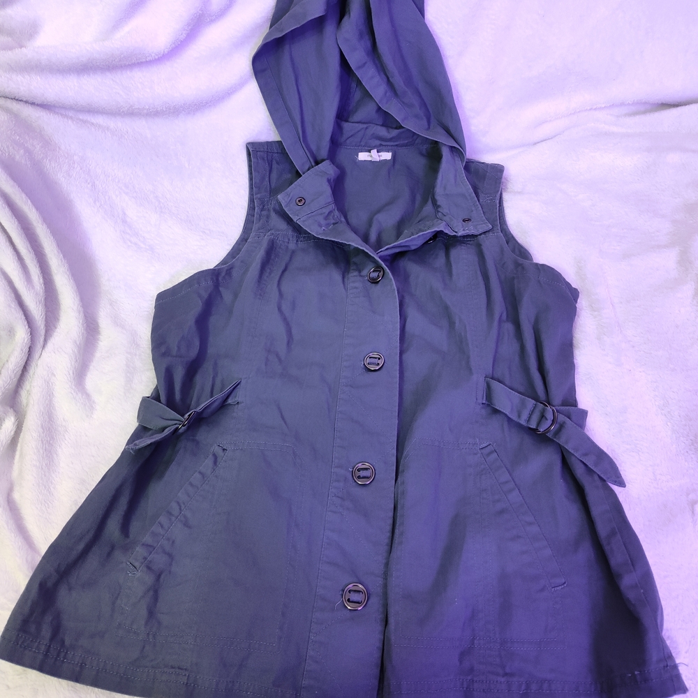 Woman's Hooded Blue Vest